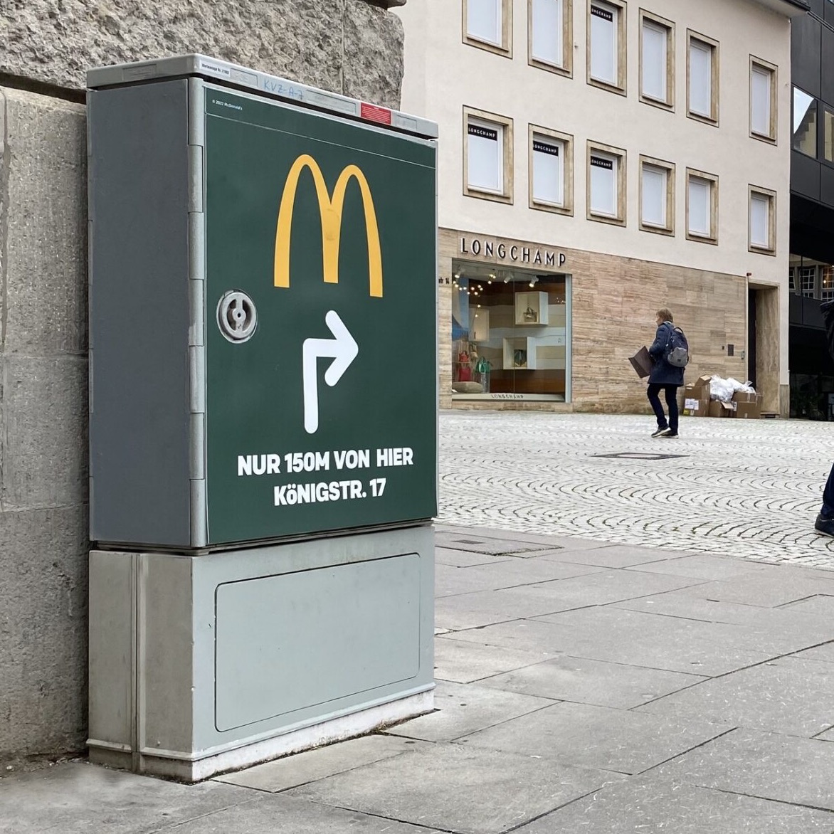 Dauerwerbung in Stuttgart von Mc Donalds